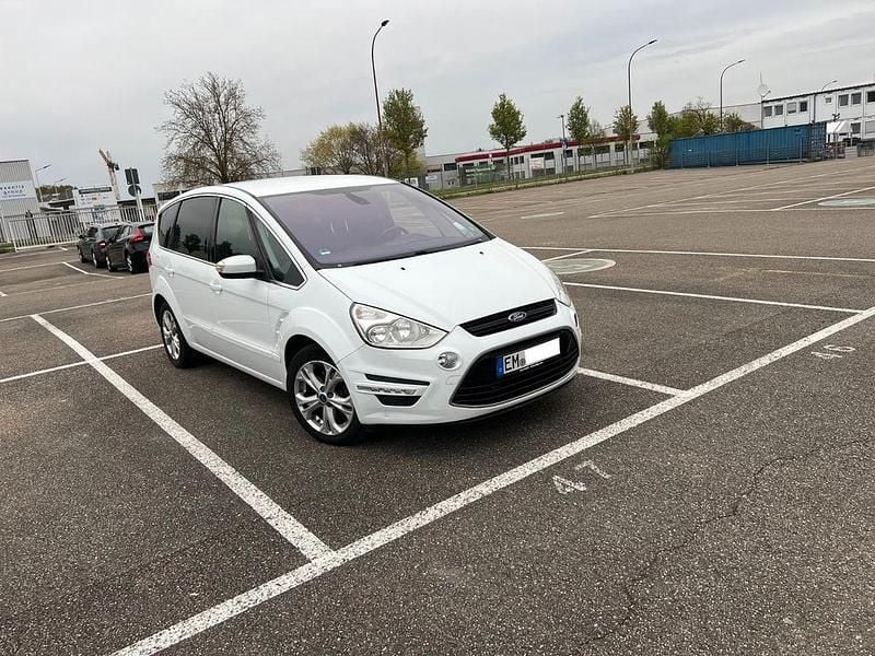 Gebraucht Ford S-MAX Business Edition 163 PS (119 kW) 2014 Weiß Van / Kleinbus