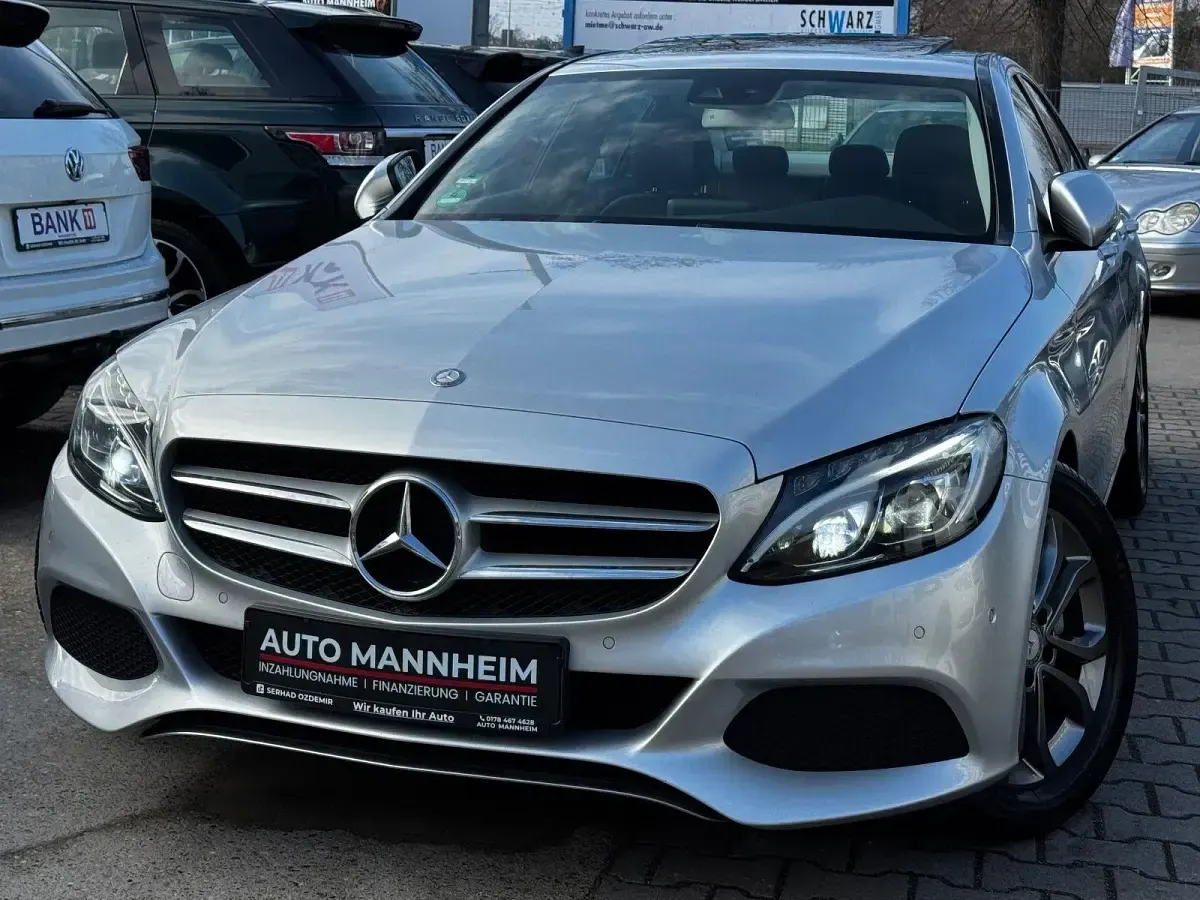 Gebraucht Mercedes C200 Avantgarde 184 PS (135 kW) 2017 Silber Limousine