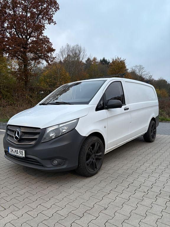 Weiß Gebraucht 2016 Mercedes Vito Van / Kleinbus | 11.300 € (Superpreis) - Bild 1/4