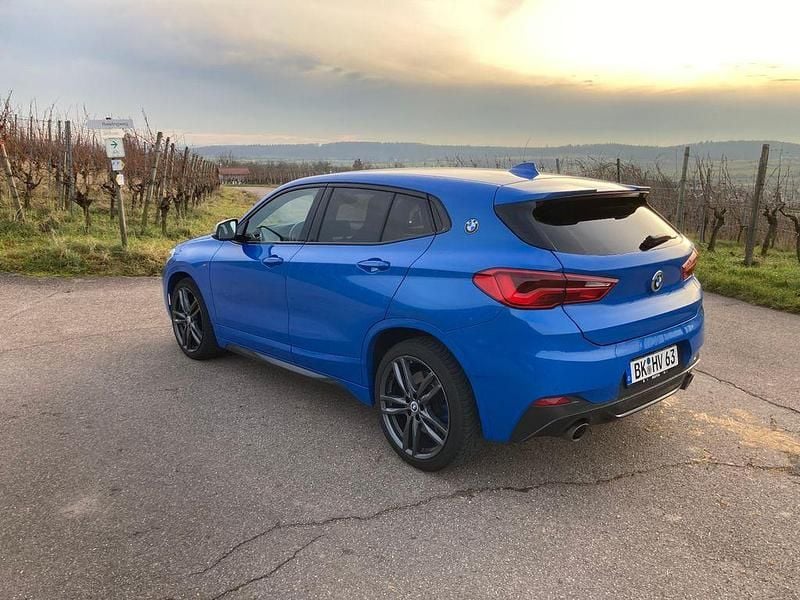 Blau Gebraucht 2019 BMW X2 Sport Line SUV | 25.950 € (Superpreis) - Bild 1/4