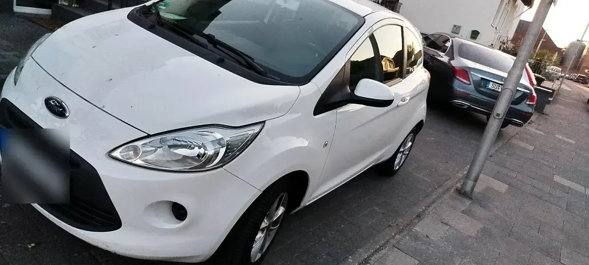 Gebraucht Ford Ka 69 PS (50 kW) 2015 Weiß Kleinwagen