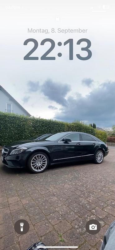 Schwarz Gebraucht 2017 Mercedes CLS250 Limousine | 23.000 € (Guter Preis) - Bild 1/4