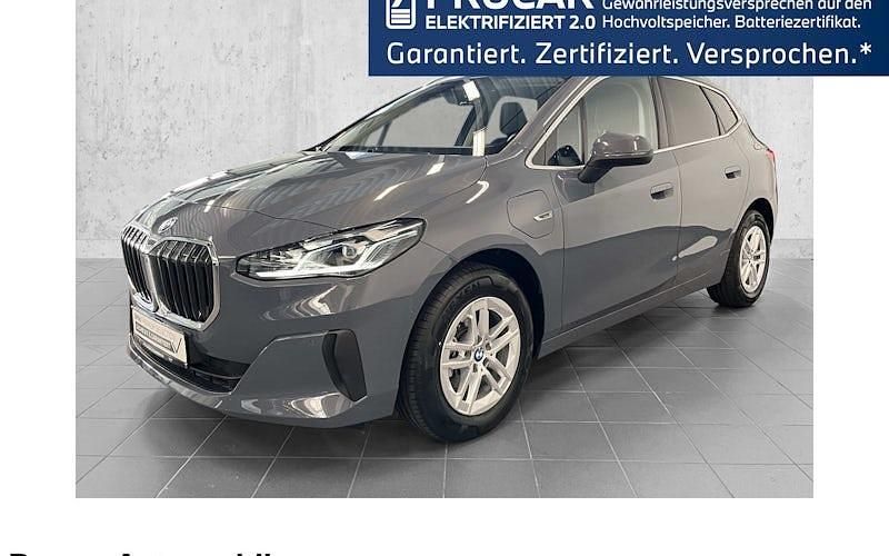 Gebraucht BMW 225 Active Tourer 245 PS (180 kW) 2022 Grau Van / Kleinbus