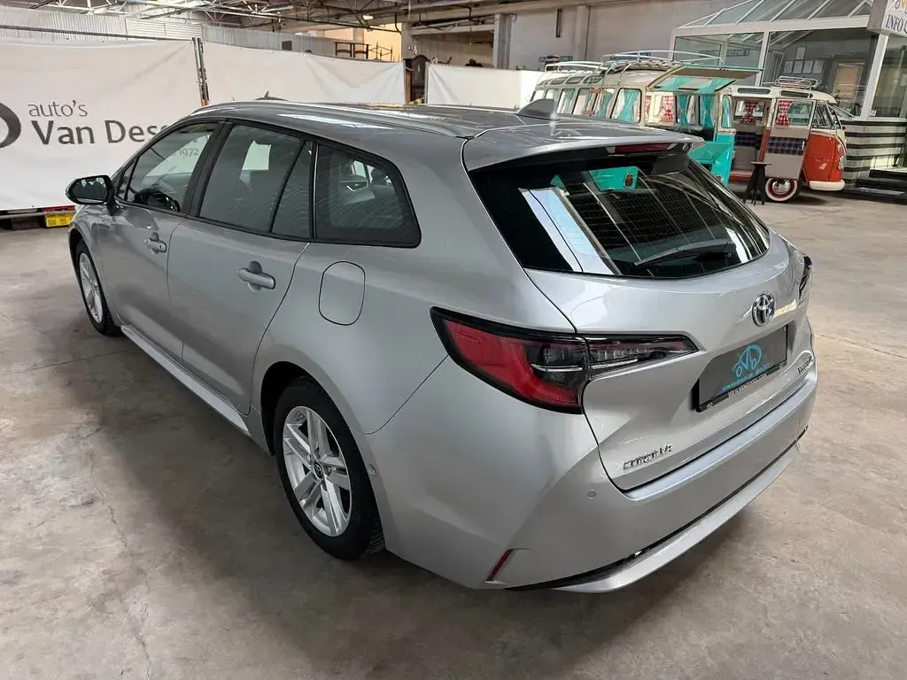 Gebraucht Toyota Corolla 98 PS (72 kW) 2023 Silber Kombi