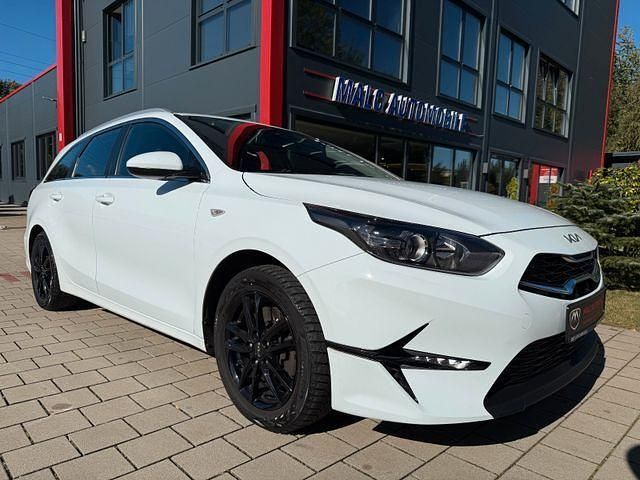 Weiß Gebraucht 2022 Kia Ceed Kombi | 18.399 € (Guter Preis) - Bild 1/4