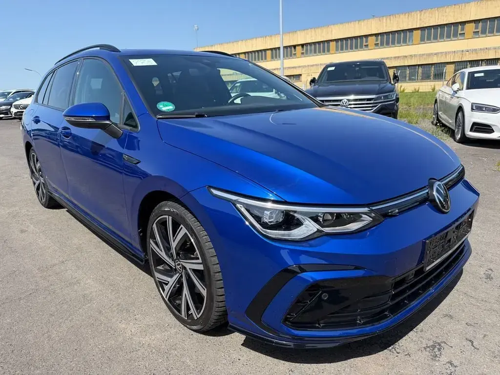 Gebraucht VW Golf VIII R-line 190 PS (139 kW) 2022 Blau Kombi