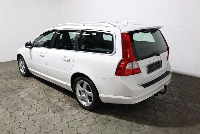 Gebraucht Volvo V70 R-Design 213 PS (156 kW) 2012 Weiß Kombi
