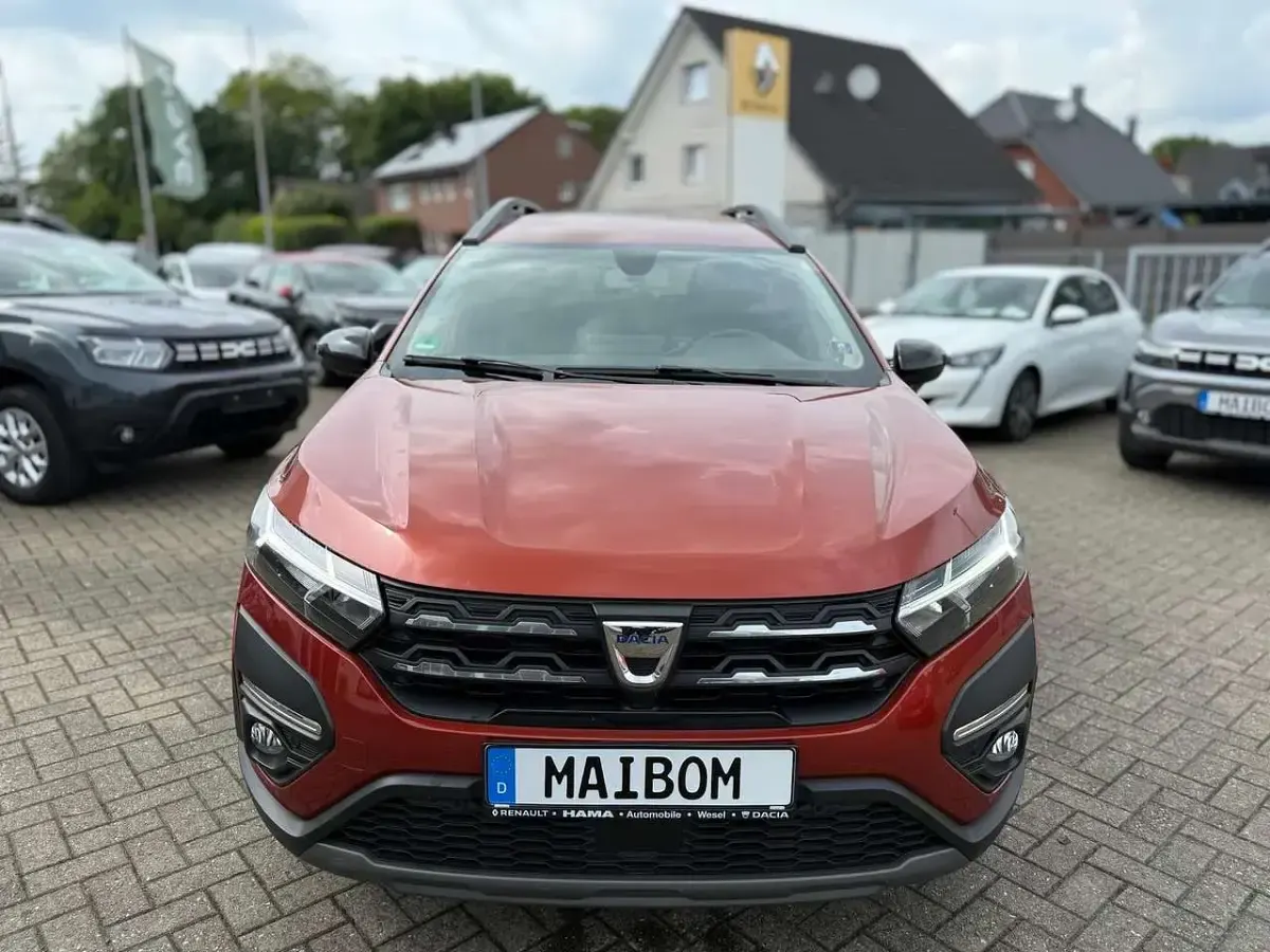 Gebraucht Dacia Jogger Extreme 101 PS (74 kW) 2022 Braun Van / Kleinbus