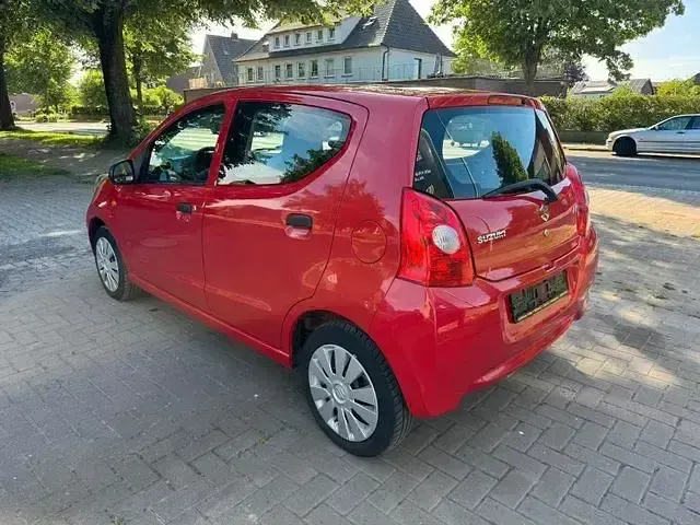 Usata Suzuki Alto Basic 68 CV (50 kW) 2014 Rosso Utilitaria