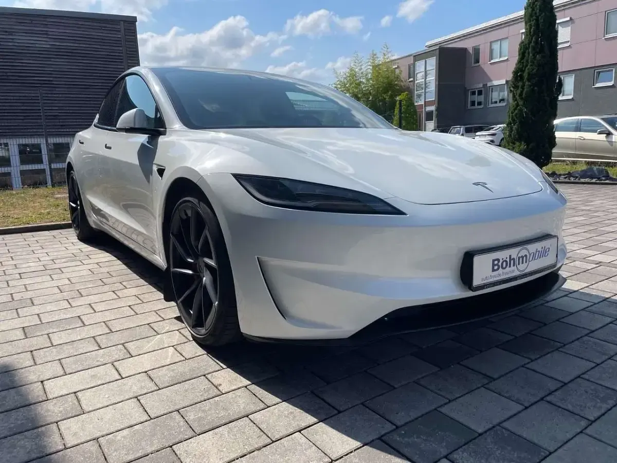 Gebraucht Tesla Model 3 Performance 461 kW (627 PS) 2024 Weiß Limousine
