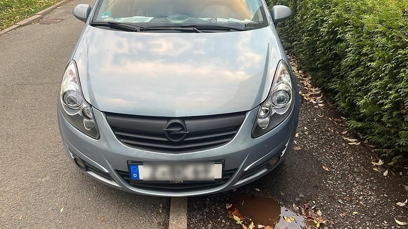 Blau Gebraucht 2007 Opel Corsa Kleinwagen | 2.100 € (Fairer Preis) - Bild 1/4
