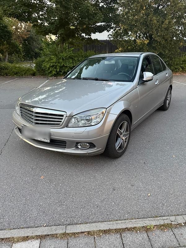 Silber Gebraucht 2007 Mercedes C230 Limousine | 4.500 € (Fairer Preis) - Bild 1/4