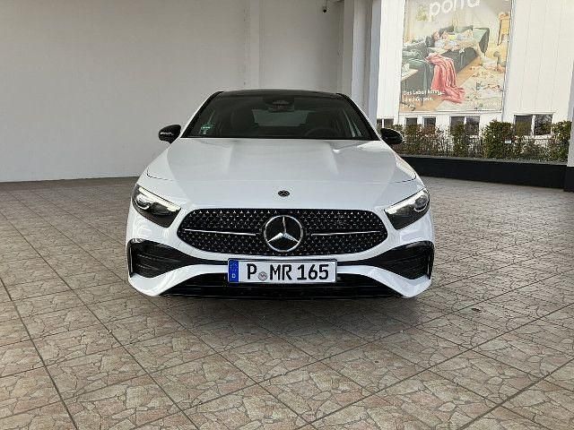 Gebraucht 2025 Mercedes A200 | 35.938 € (Teuer) - Bild 1/4