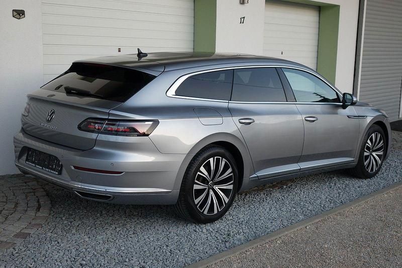 Gebraucht VW Arteon Elegance 200 PS (147 kW) 2022 Silber Kombi
