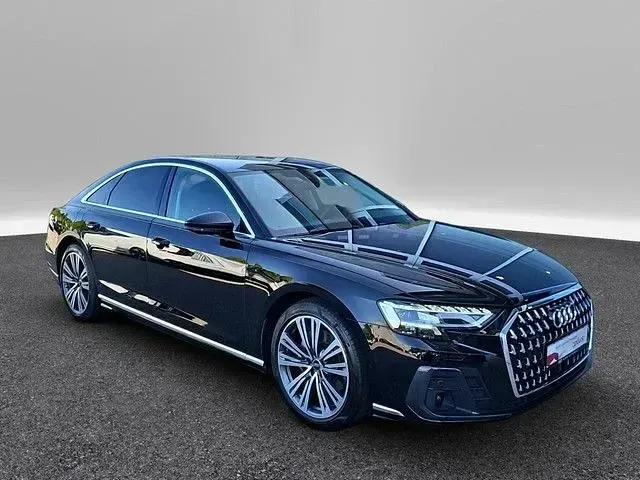 Gebraucht Audi A8 Premium 286 PS (210 kW) 2023 Brillantschwarz Limousine