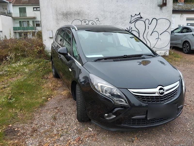 Schwarz Gebraucht 2016 Opel Zafira Tourer Van / Kleinbus | 7.500 € (Guter Preis) - Bild 1/4