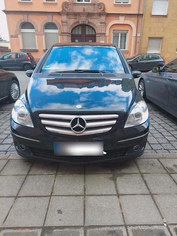 Gebraucht Mercedes B180 109 PS (80 kW) 2006 Schwarz Van / Kleinbus