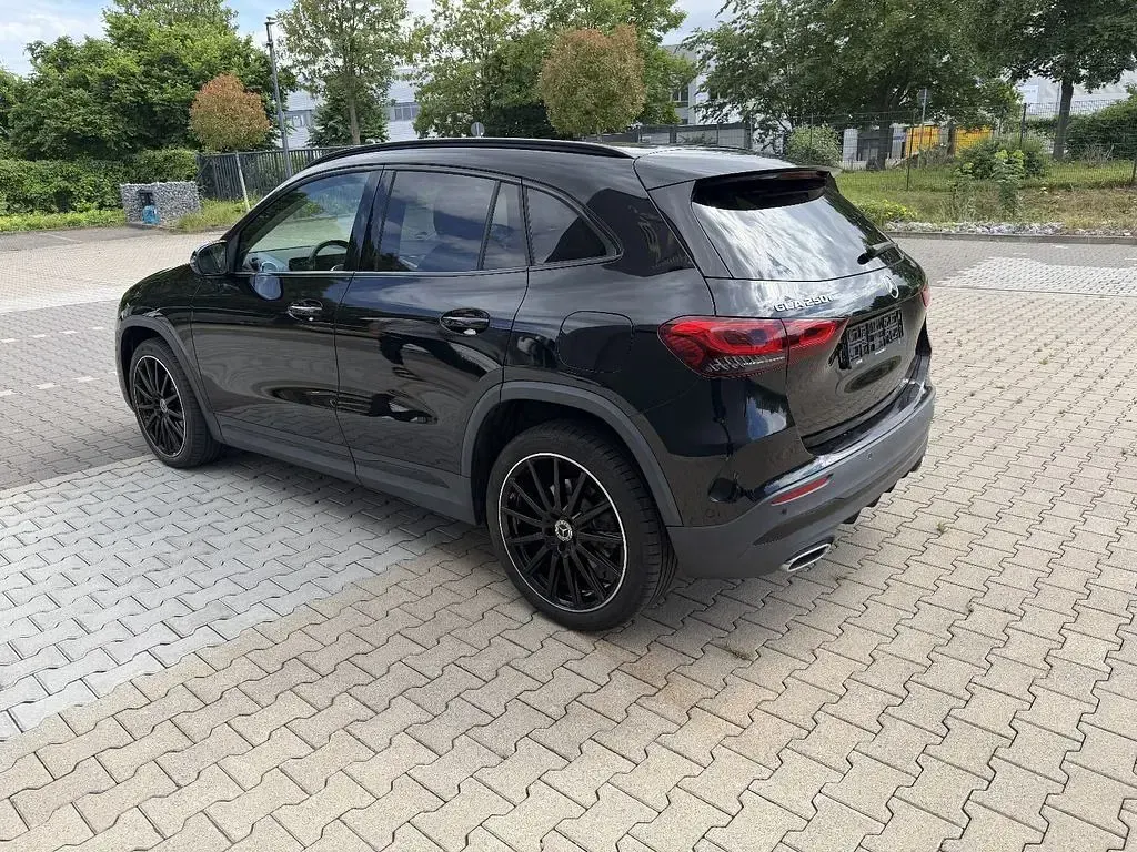 Gebraucht Mercedes GLA250 AMG 160 PS (117 kW) 2021 Schwarz SUV