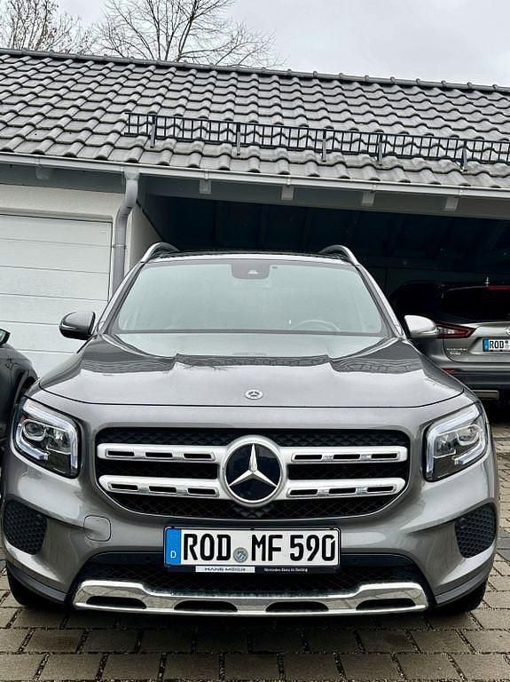 Gebraucht Mercedes GLB250 Progressive 224 PS (164 kW) 2022 Grau SUV