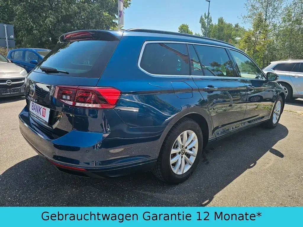 Gebraucht VW Passat Business 150 PS (110 kW) 2021 Blau Limousine