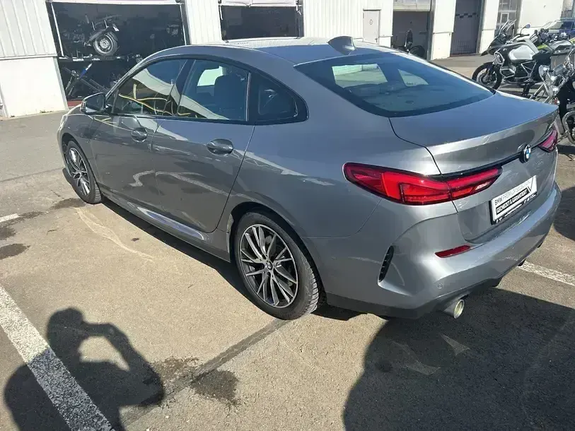 Gebraucht BMW 220 Gran Coupé M Sport 178 PS (130 kW) 2023 Grau Coupé