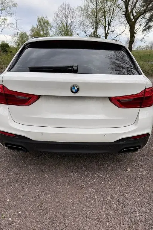 Gebraucht BMW M550 Performance 400 PS (294 kW) 2018 Weiß Kombi