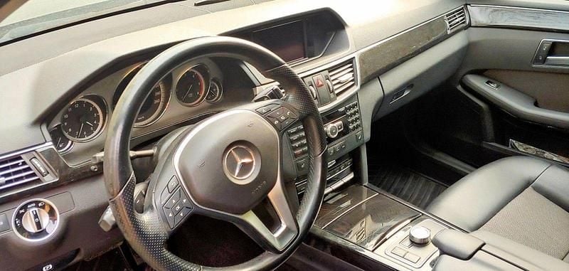 Gebraucht Mercedes E220 Elegance 170 PS (125 kW) 2013 Grau Kombi