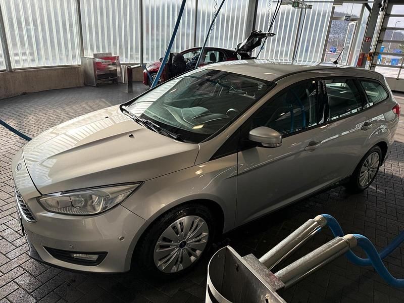 Gebraucht Ford Focus Business Edition 95 PS (69 kW) 2018 Silber Kombi
