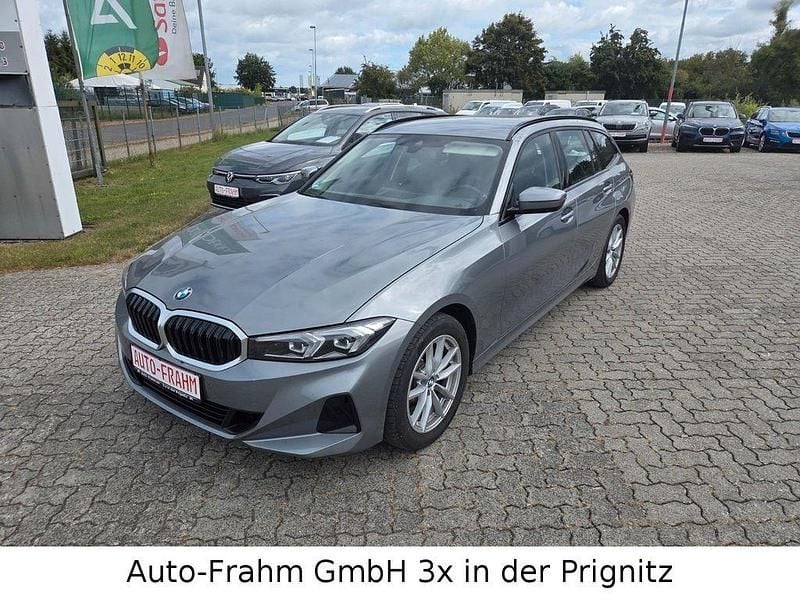 Gebraucht BMW 320 Shadowline 190 PS (139 kW) 2023 Grau Kombi