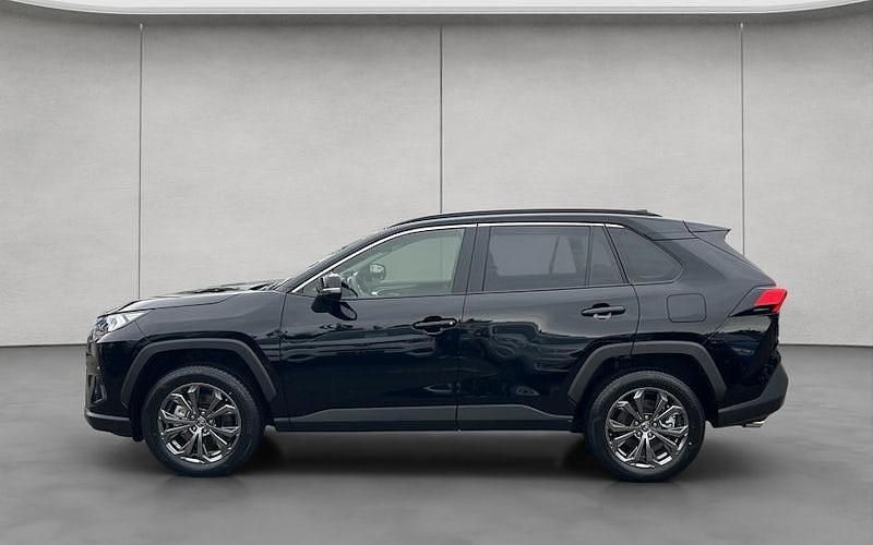 Neu Toyota RAV4 Hybrid 218 PS (160 kW) 2025 Tiefschwarz mica metallic SUV