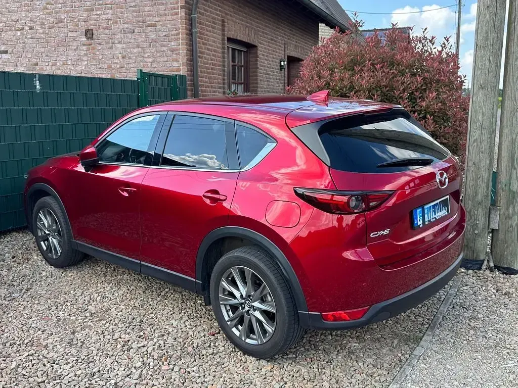 Second-hand Mazda CX-5 Signature 150 CP (110 kW) 2019 Roșu SUV