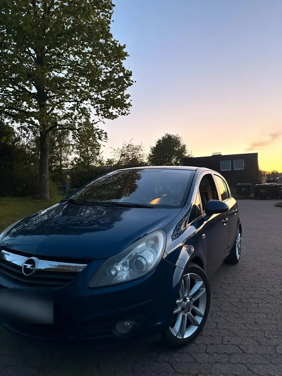 Gebraucht Opel Corsa 90 PS (66 kW) 2009 Blau Kleinwagen