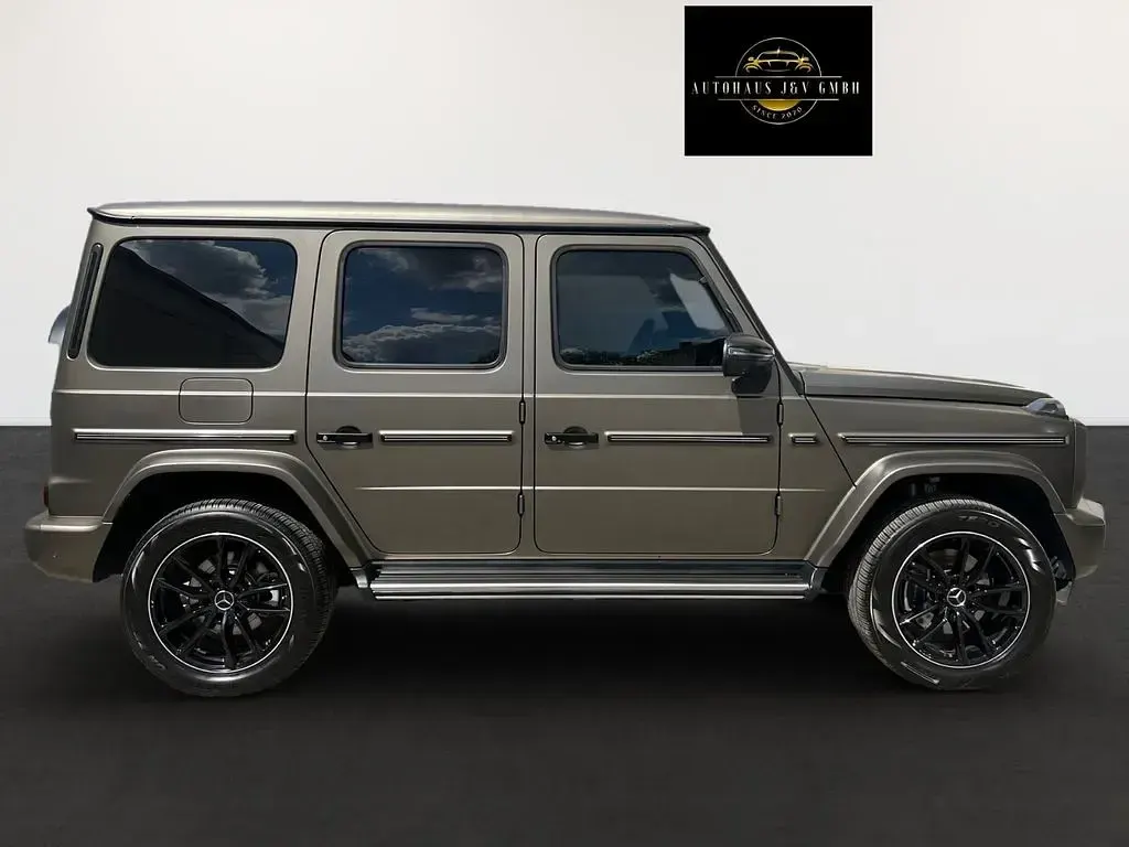 Gebraucht Mercedes G450 AMG line 367 PS (269 kW) 2024 Grau SUV