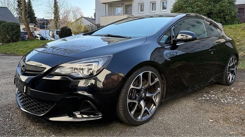 Gebraucht Opel Astra OPC 286 PS (210 kW) 2013 Schwarz Coupé