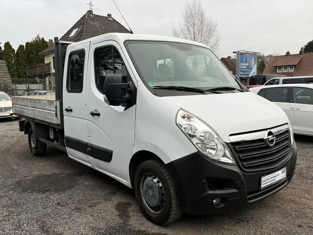 Gebraucht Opel Movano 136 PS (100 kW) 2016 Weiß Van / Kleinbus