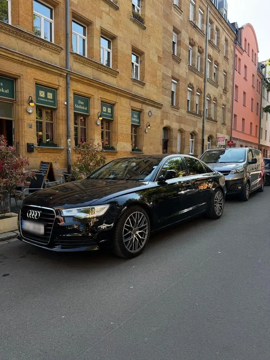 Używany Audi A6 Ambiente 179 KM (131 kW) 2012 Czarny Sedan/Limuzyna