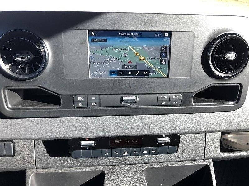Gebraucht Mercedes Sprinter 170 PS (125 kW) 2023 Obsidianschwarz metallic Van