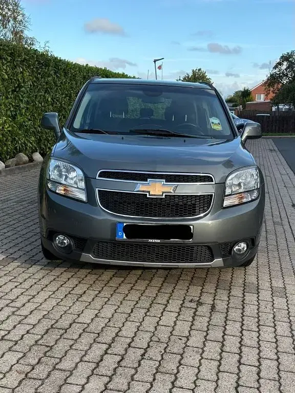 Gebraucht Chevrolet Orlando LTZ 141 PS (103 kW) 2011 Grau Van / Kleinbus