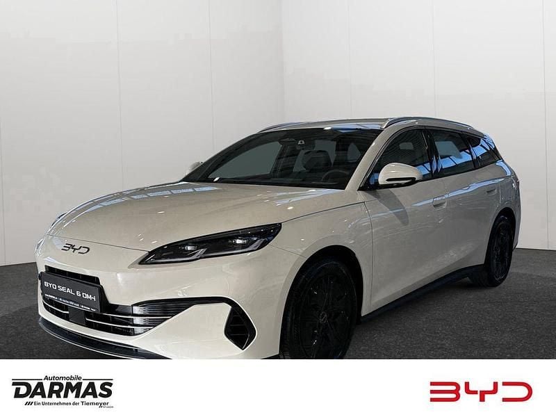 Neu BYD Seal Boost 184 PS (135 kW) 2025 Beige Limousine