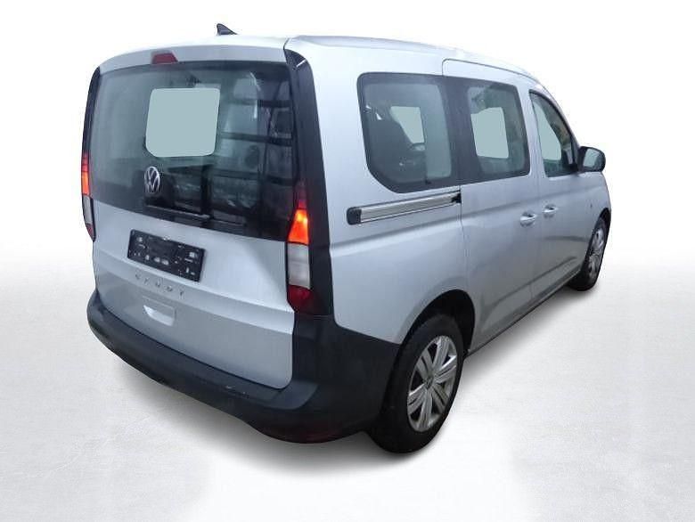 Gebraucht VW Caddy Basis 114 PS (83 kW) 2023 Reflexsilber metallic Van / Kleinbus