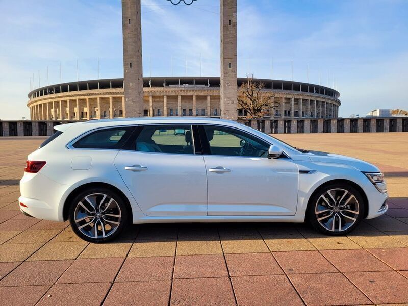 Weiß Gebraucht 2017 Renault Talisman Intens Kombi | 16.350 € (Fairer Preis) - Bild 1/4