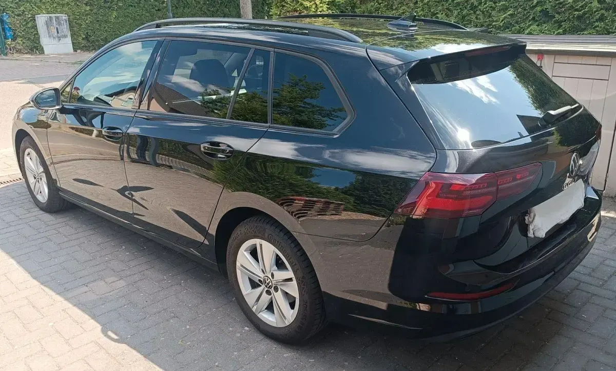Gebraucht VW Golf VII 116 PS (85 kW) 2020 Schwarz Kombi