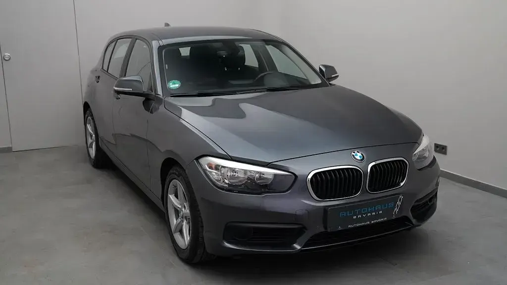 Gebraucht BMW 116 Sport Line 109 PS (80 kW) 2017 Grau Kleinwagen