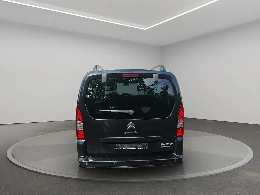 Gebraucht Citroën Berlingo SELECTION 110 PS (80 kW) 2017 Schwarz Van / Kleinbus
