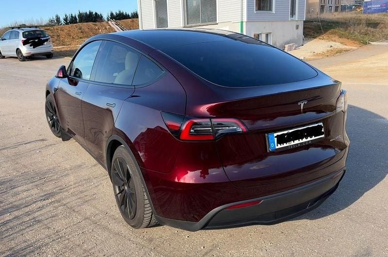 Gebraucht Tesla Model Y Long Range AWD 378 kW (514 PS) 2023 Rot SUV