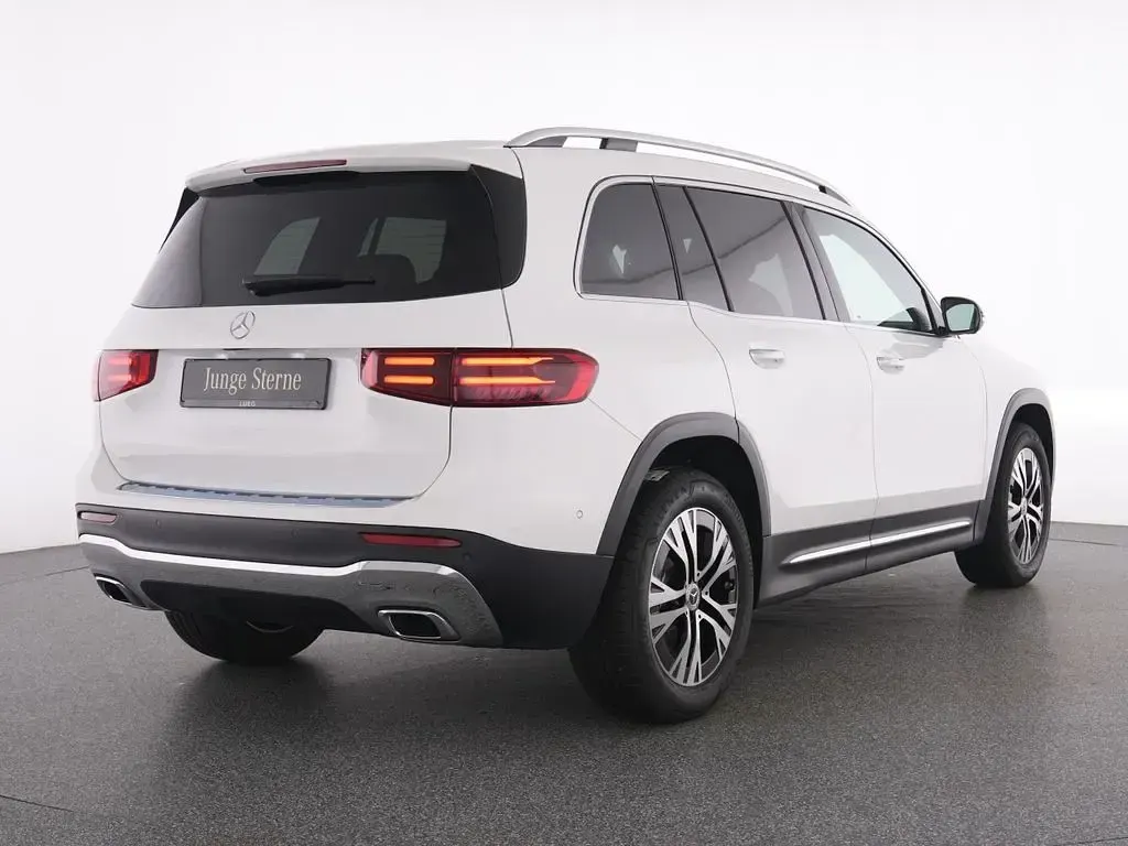 Gebraucht Mercedes GLB220 Progressive 190 PS (139 kW) 2025 Weiß SUV