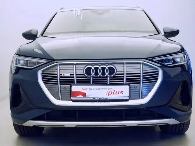Gebraucht Audi e-tron Sportback S-Line 230 kW (313 PS) 2022 Plasmablau metallic SUV