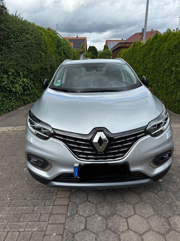 Silber Gebraucht 2020 Renault Kadjar Bose Edition SUV | 15.900 € (Guter Preis) - Bild 1/4