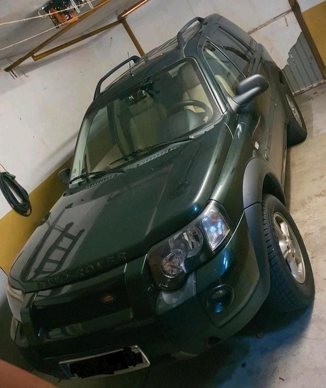 Grün Gebraucht 2004 Land Rover Freelander SUV | 1.850 € (Fairer Preis) - Bild 1/4
