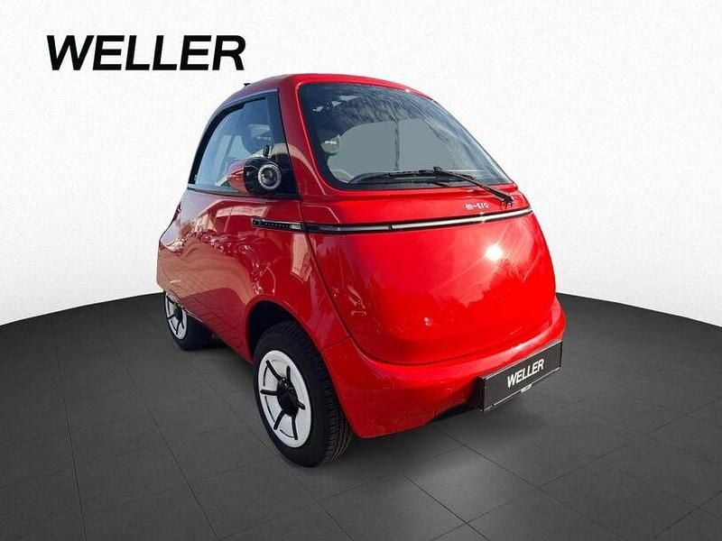 Second-hand Micro Microlino 13 kW (18 CP) 2024 Roșu Hatchback